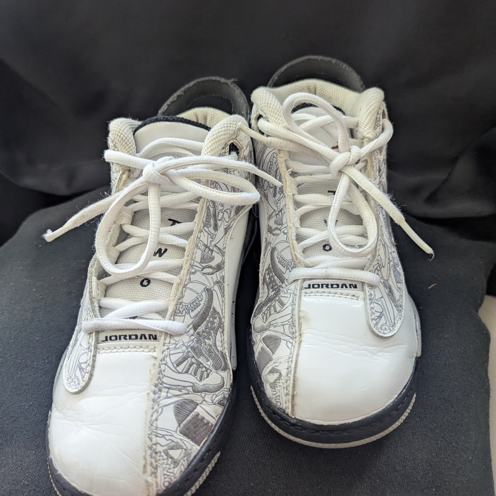 Jordan White & Gray Graphic Kids Athletic Sneakers
